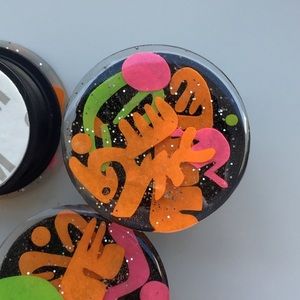 Handmade epoxy resin phone holder